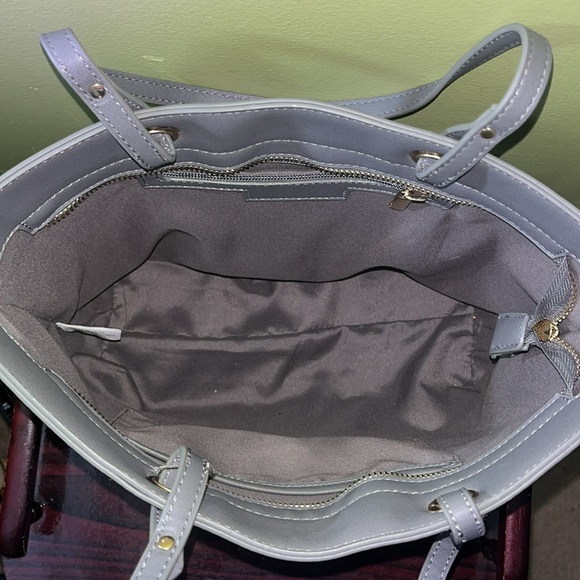 Gray Tote With Gold Accents NWOT - Picture 8 of 11